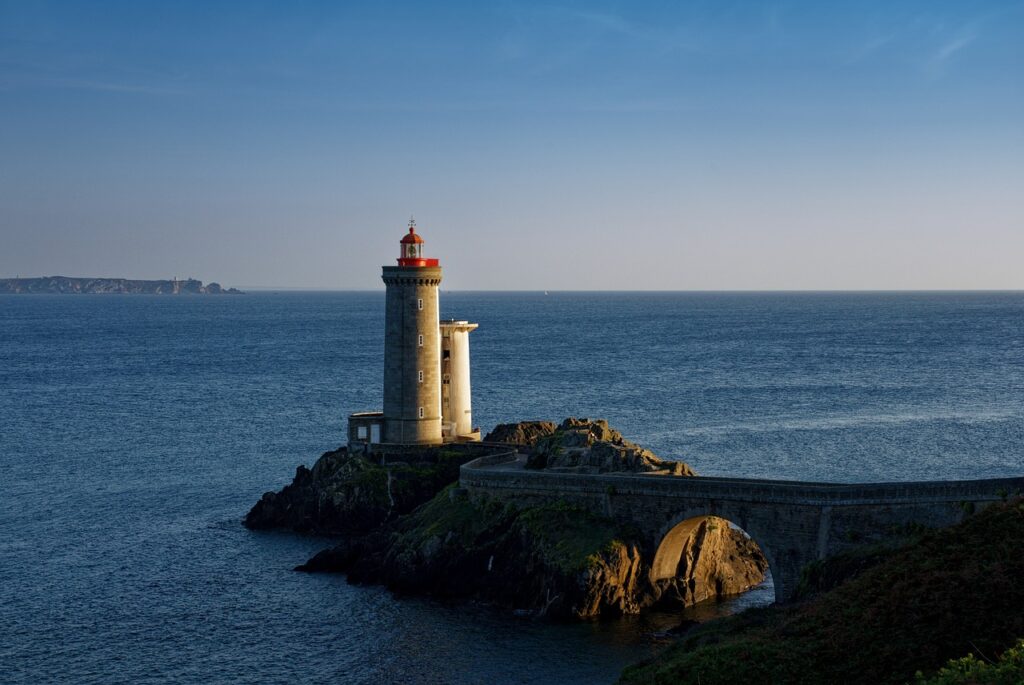 Métiers en tension en région Bretagne - photo du phare du petit Minou